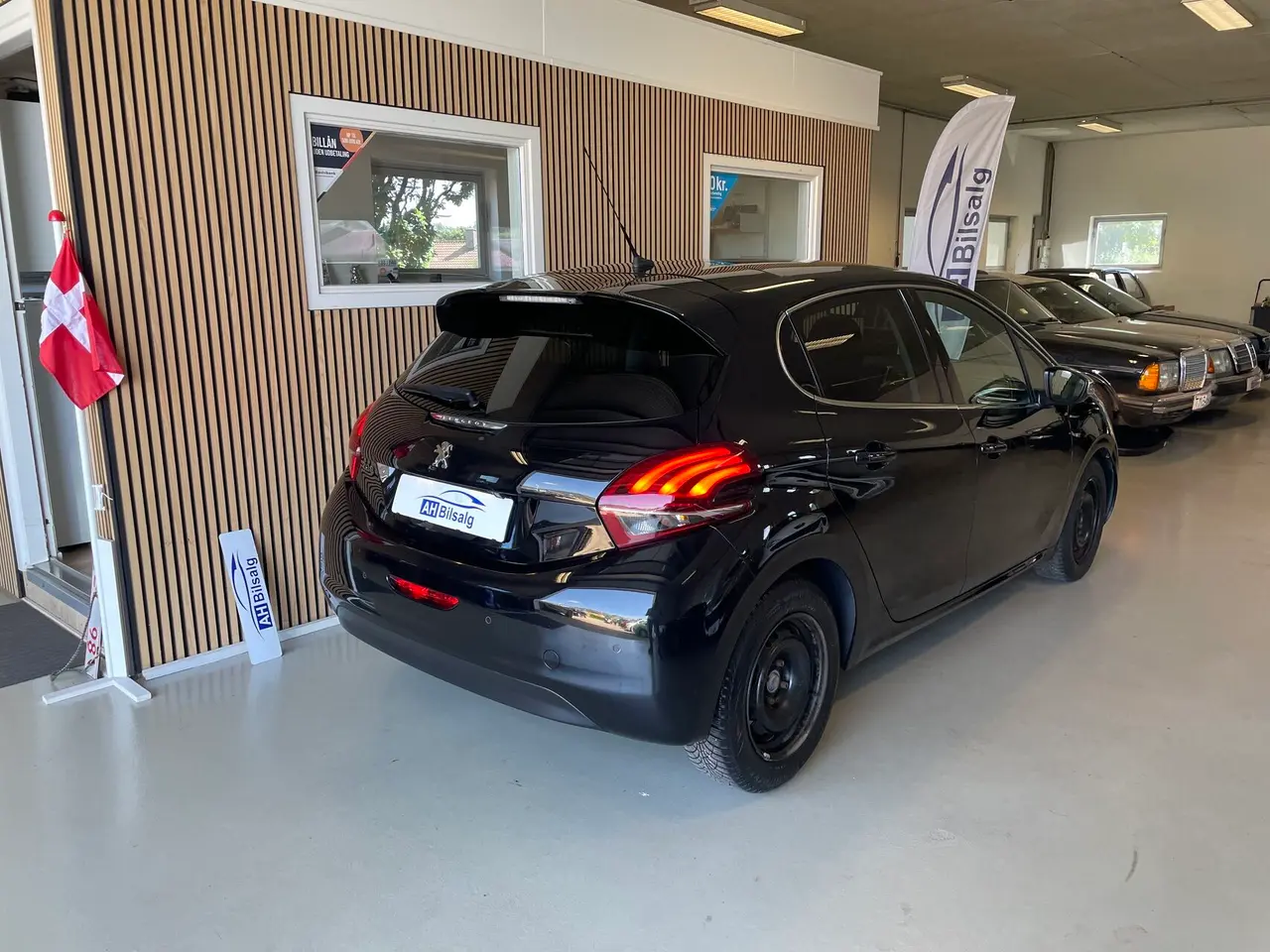 Billede 6 - Peugeot 208 1,6 BlueHDi Allure 100HK 5d