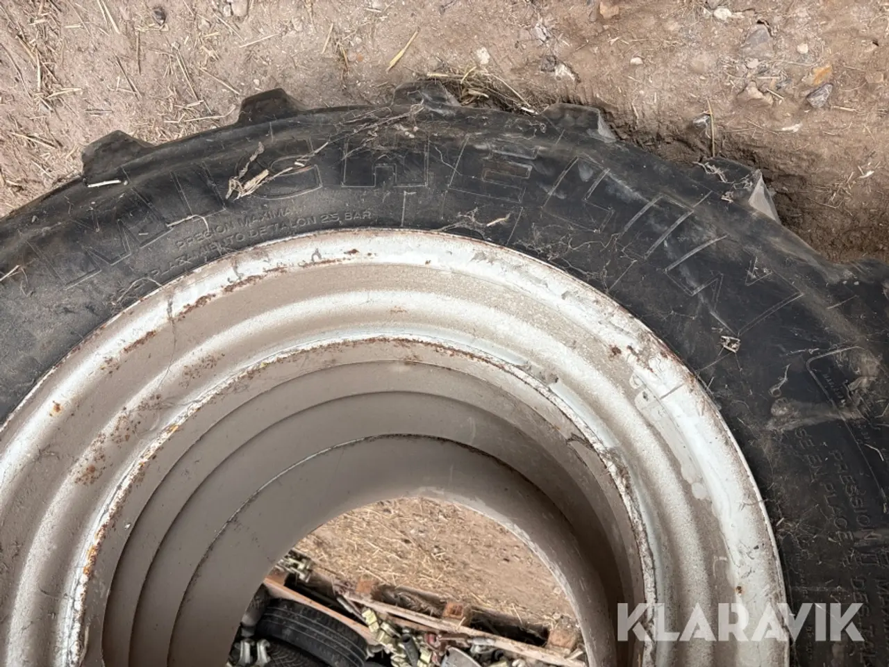 Billede 10 - Tvillingehjul Michelin 600/65 R 28 2 styk
