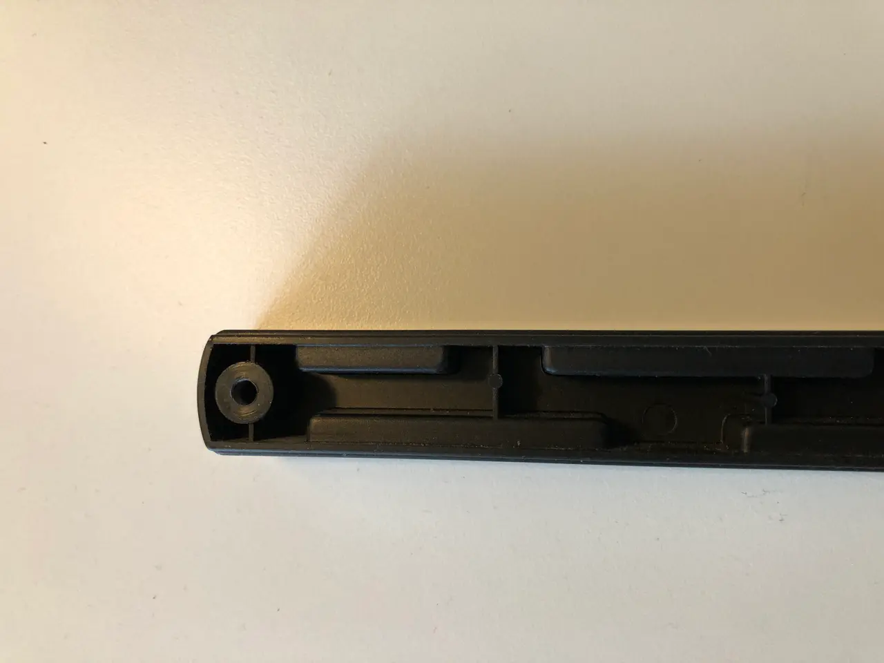 Billede 8 - Fiskars knivmagnet i sort og børstet stål