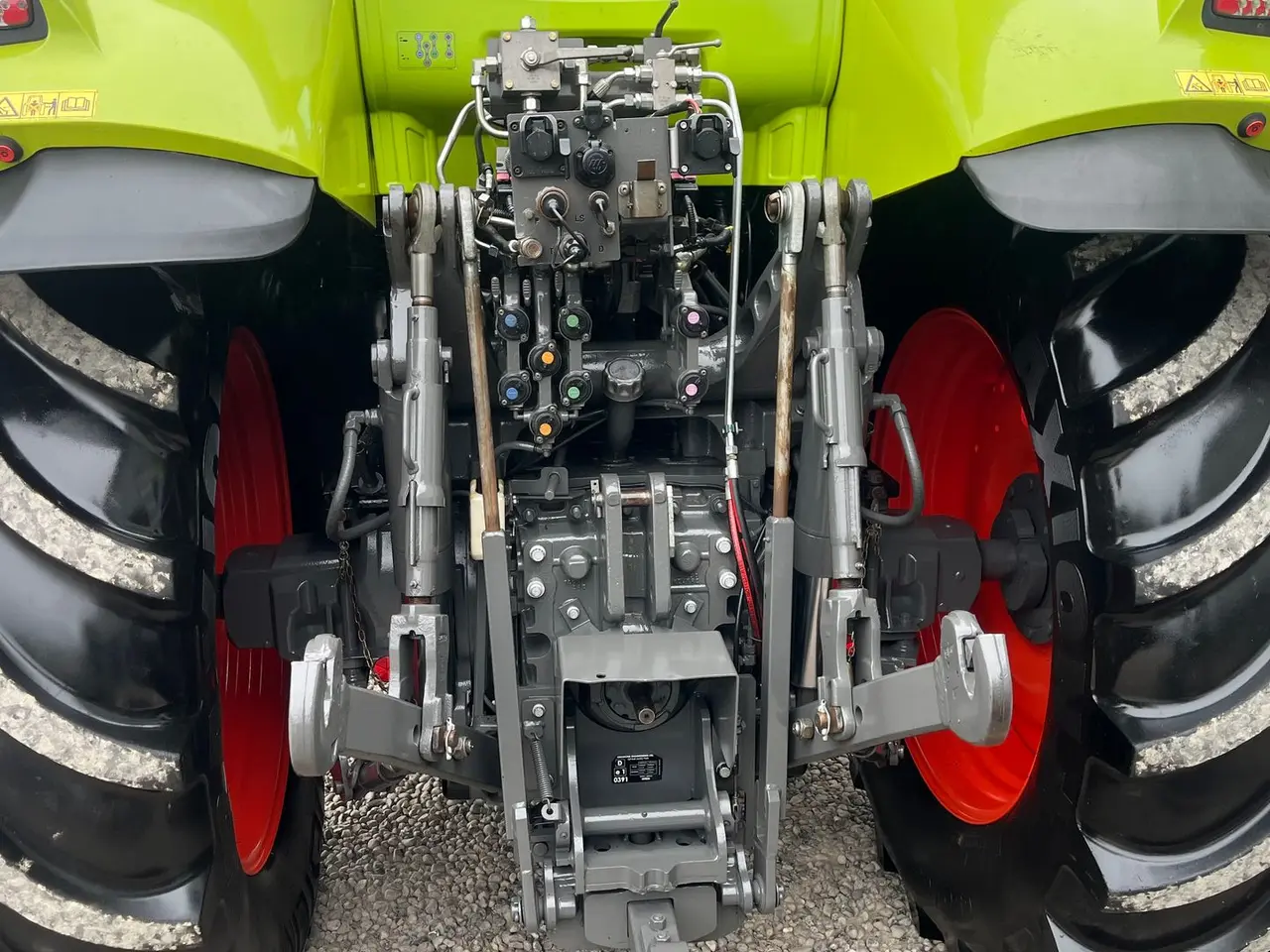 Billede 5 - CLAAS Axion 810 CMATIC Med frontlift og frontlæsser