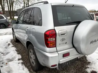 Fin rav4 diesel momsfri køreegenskab CD