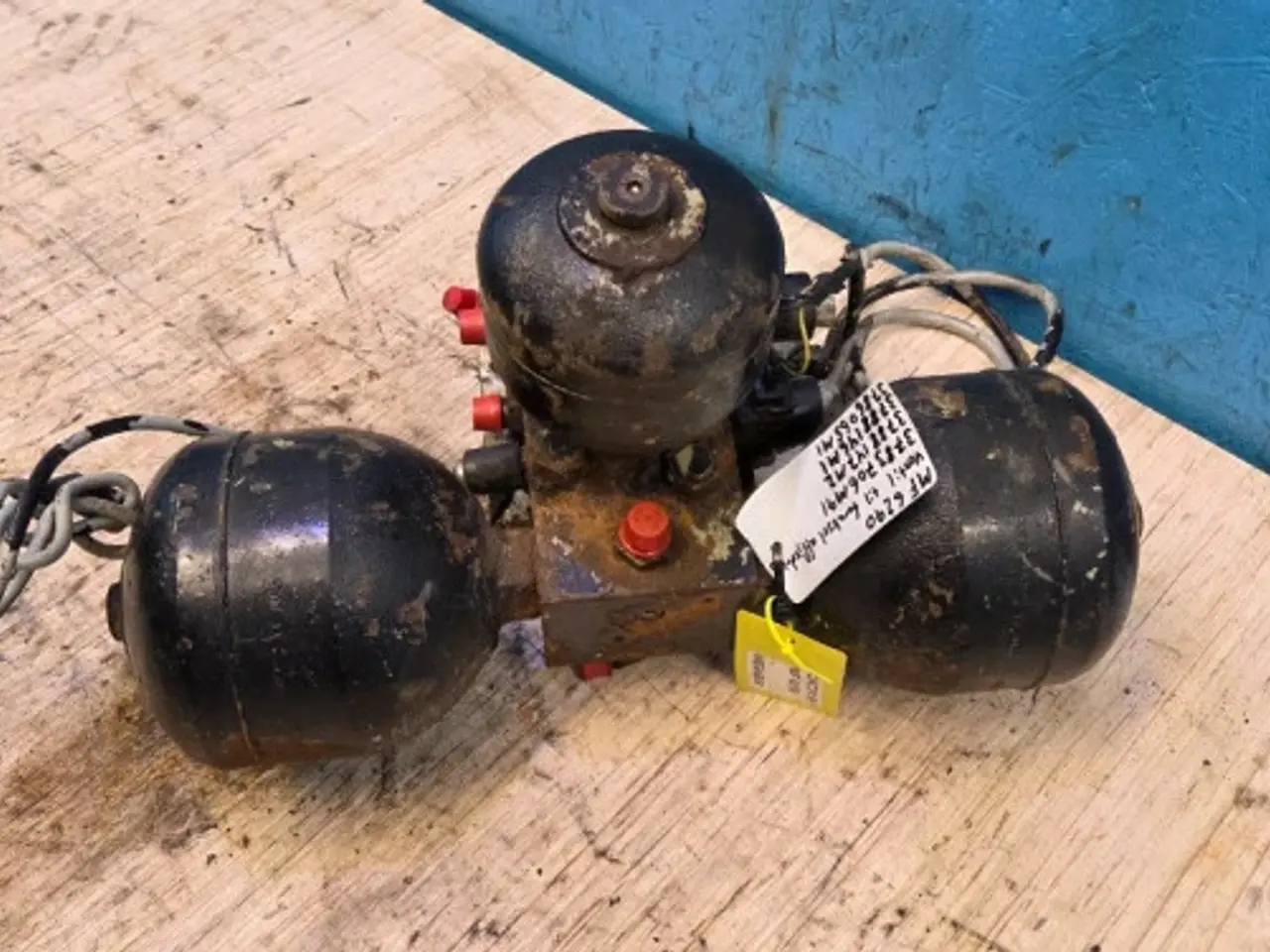 Billede 5 - Massey Ferguson 6290 Hydraulikventil 3783706M91