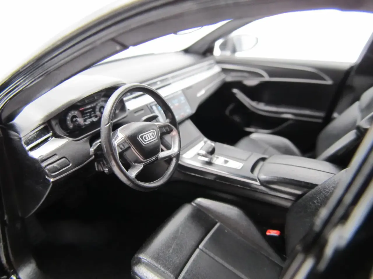 Billede 5 - 2018 Audi A8L Dealer Edition - 1:18