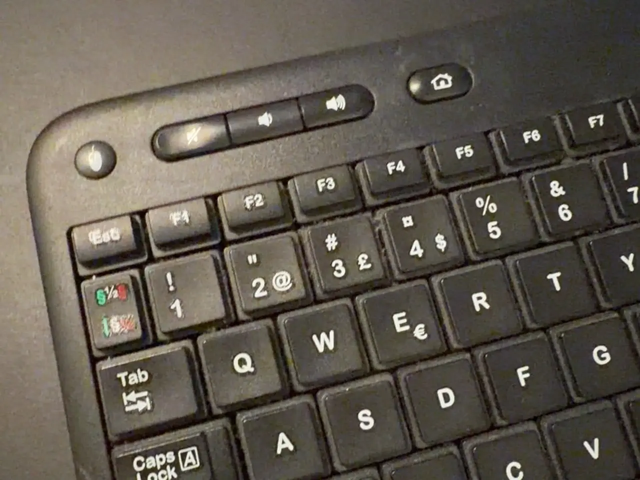 Billede 3 - Logitech K400 tastatur med touchpad – nr. 35