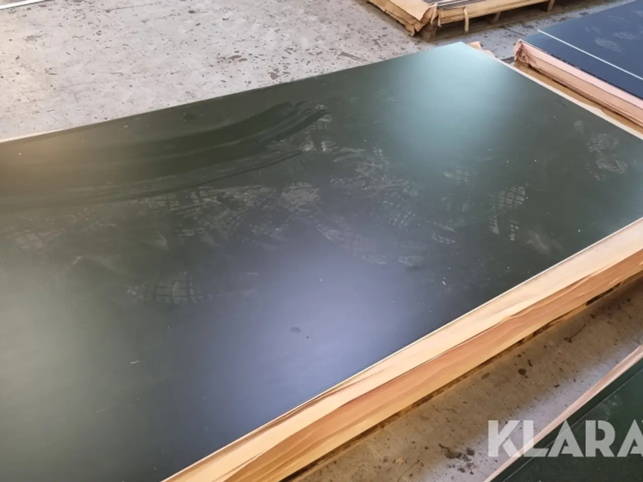 Billede 3 - Facadeplader Steni 24 styk NCS-S8010 med skruer