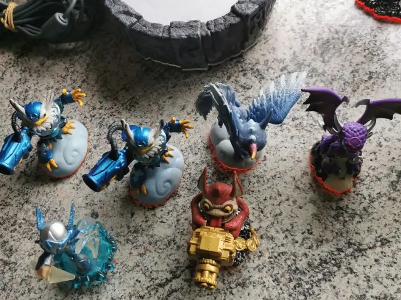 Billede 4 - Skylanders giants + 10 figurer.