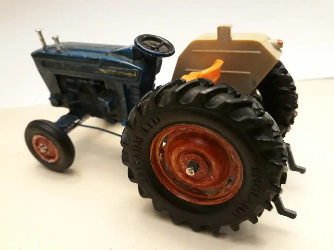 Billede 10 - 2 Britains Traktorer