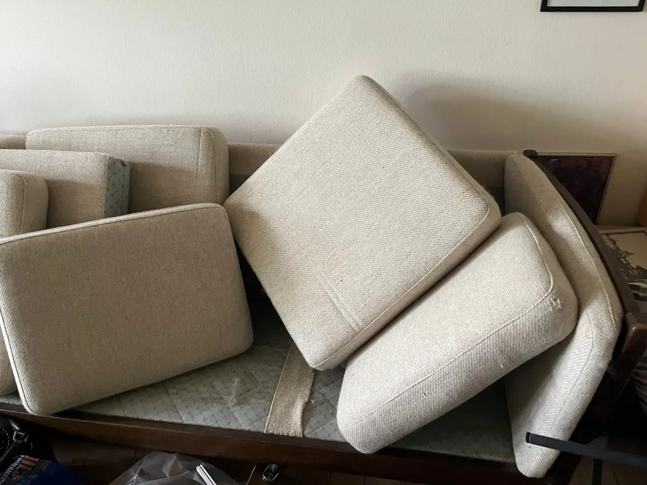 Billede 2 - Klassisk sofa med hynder i uld 