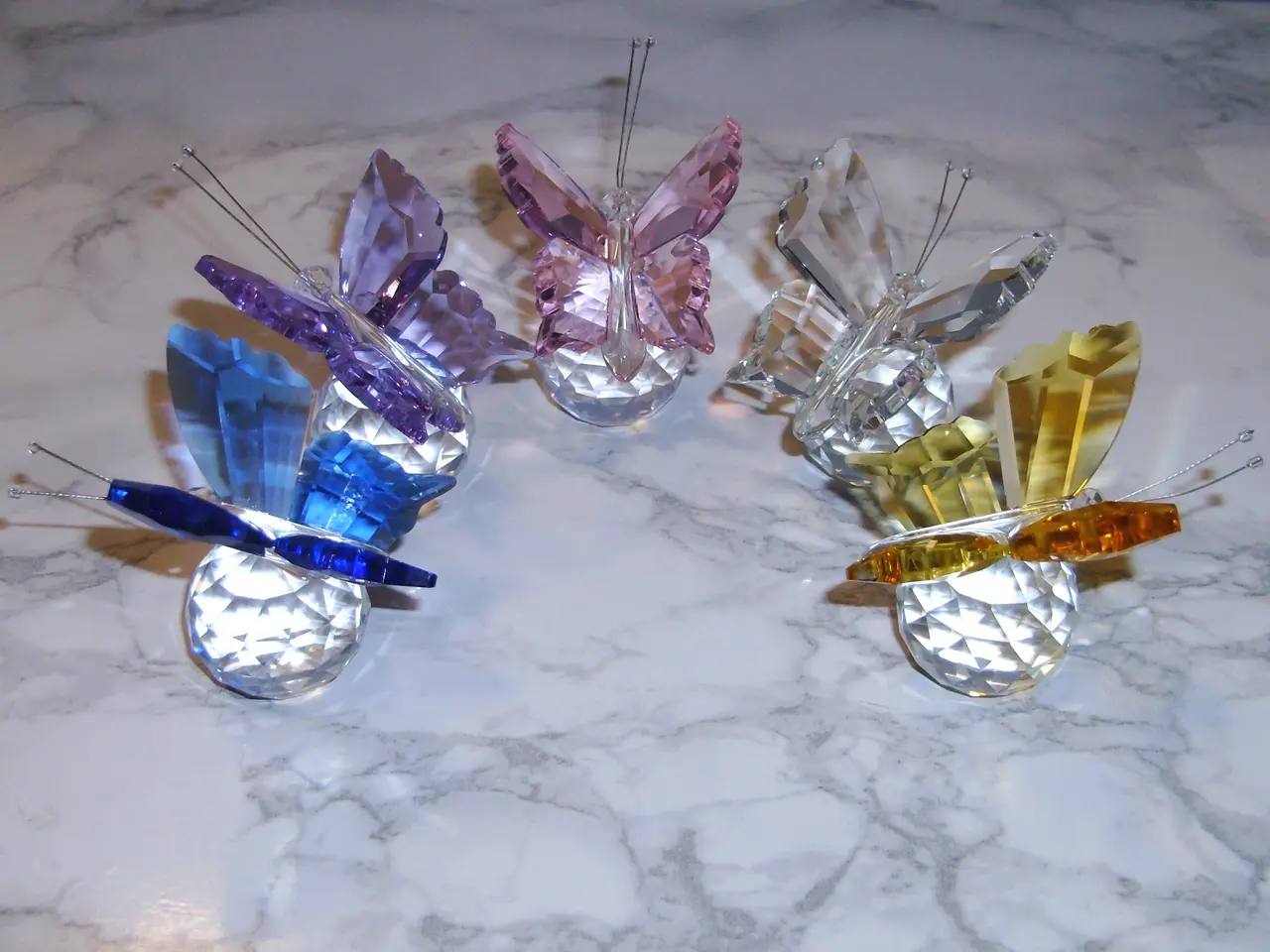 Billede 2 - Glas sommerfugle figurer