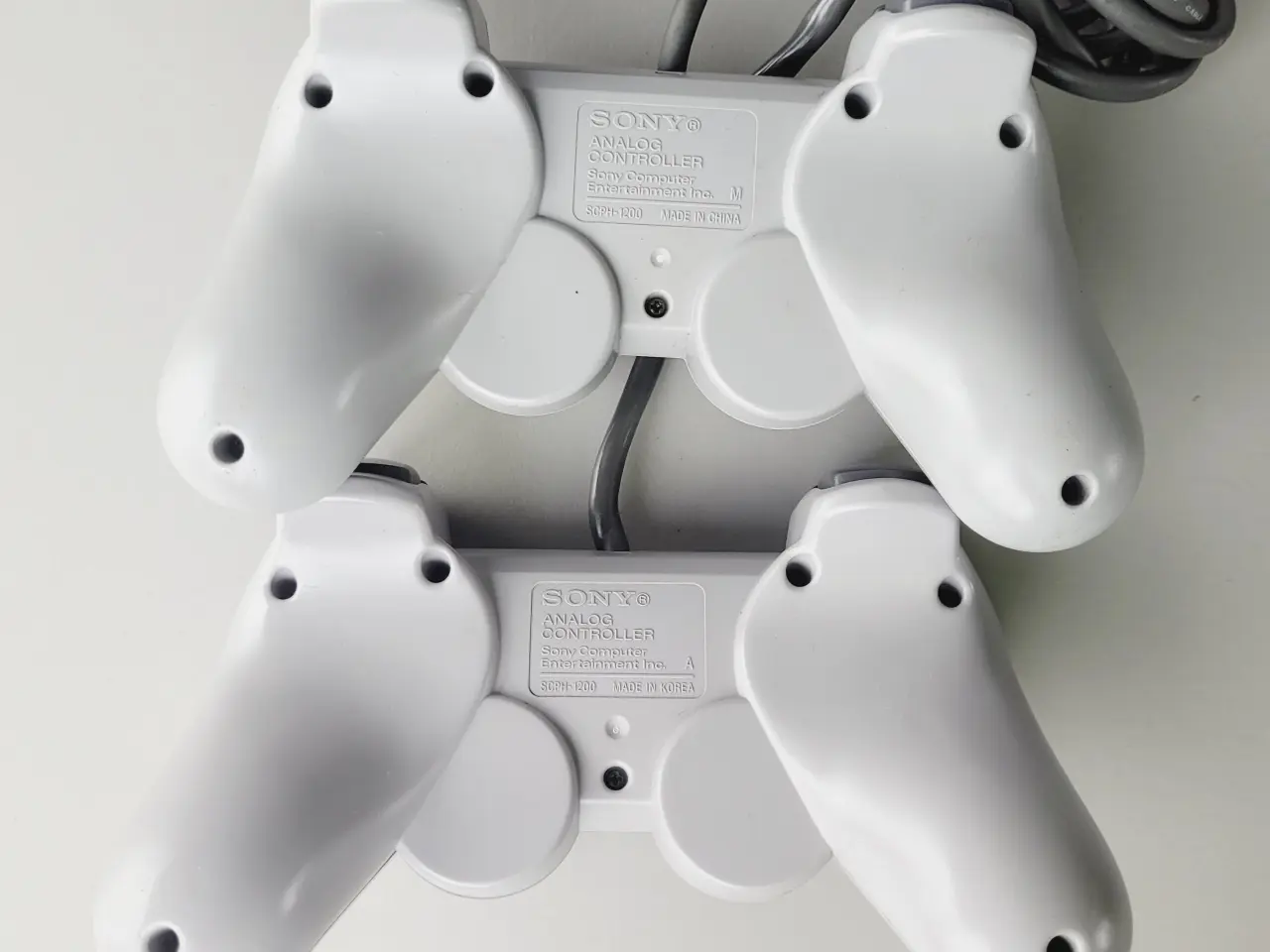 Billede 3 - ⭐️· PlayStation 1 Dual Analog Controllere (2 stk.)
