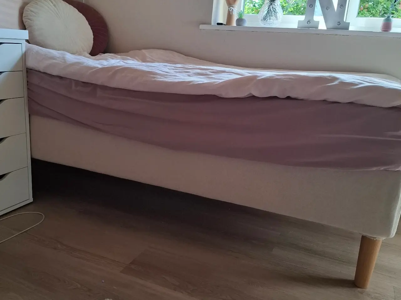 Billede 3 - 2 stk Seng fra Ikea (Espevär)