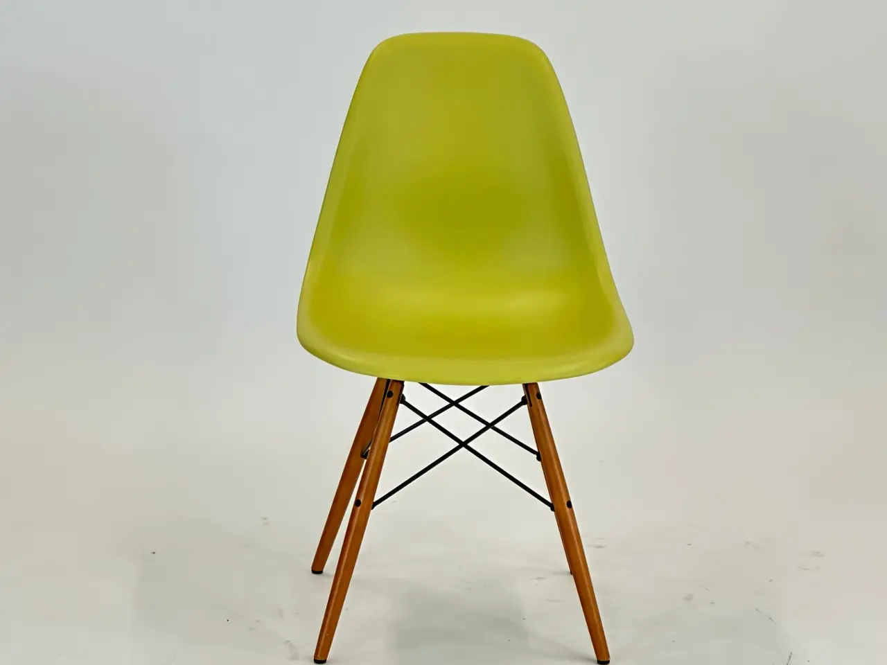 Billede 3 - Vitra DSW Stol – Gul med Træ Stel