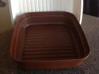 Tupperware brødkasse