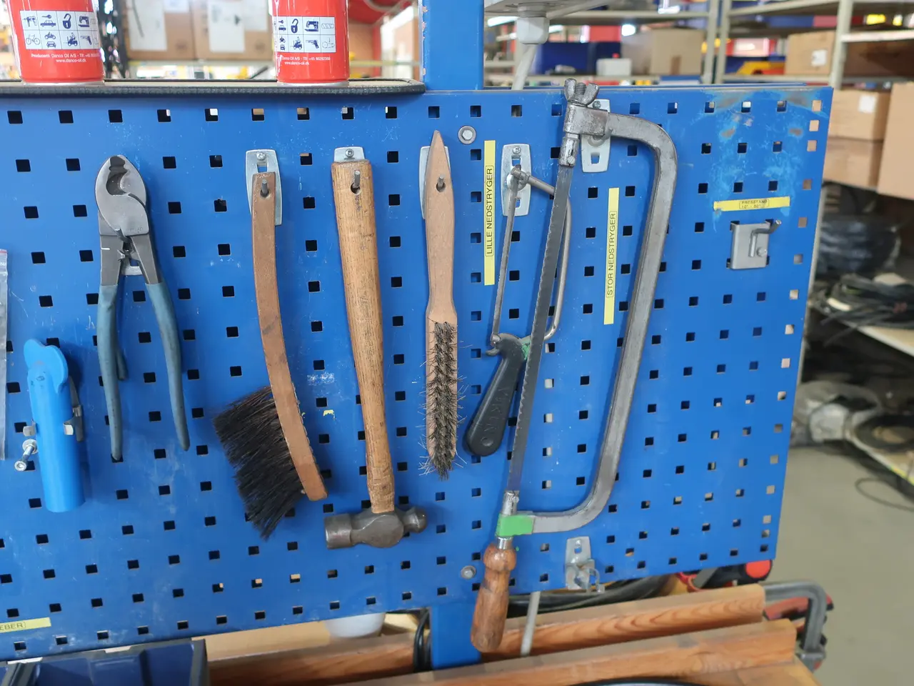 Billede 7 - Arbejdsbord med indhold