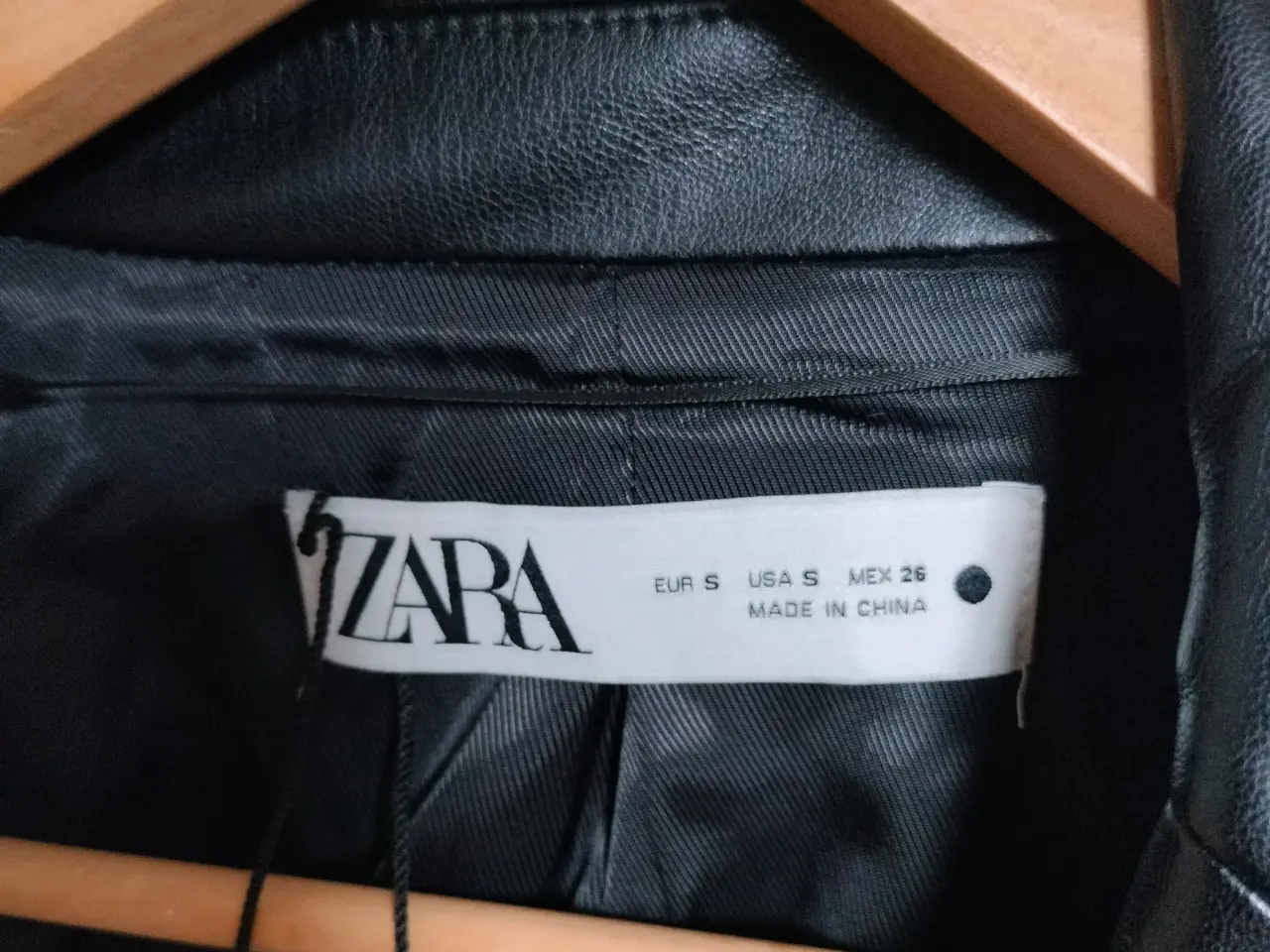 Billede 2 - Leder jakke fra Zara 