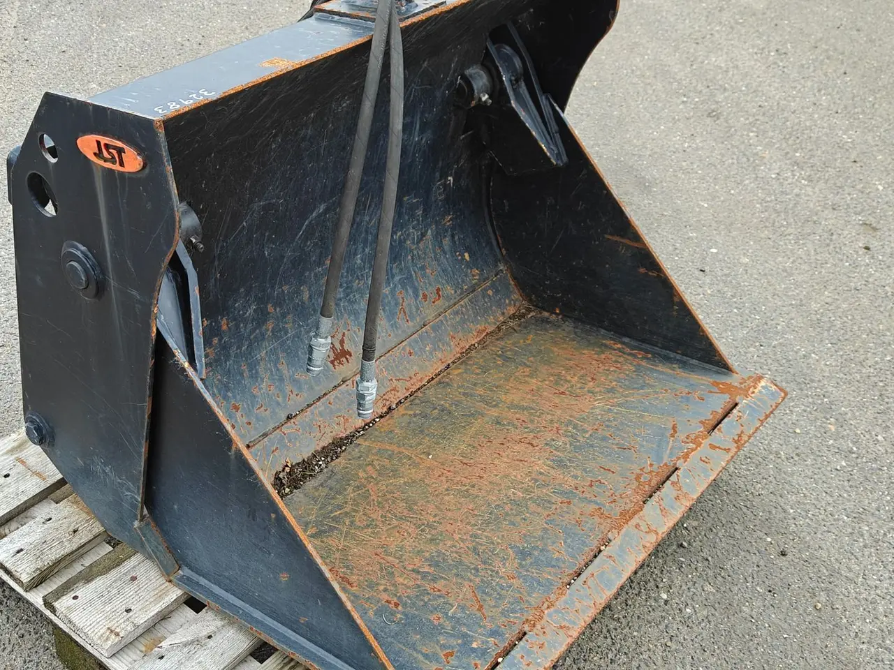 Billede 2 - - - - 4i1 skovl