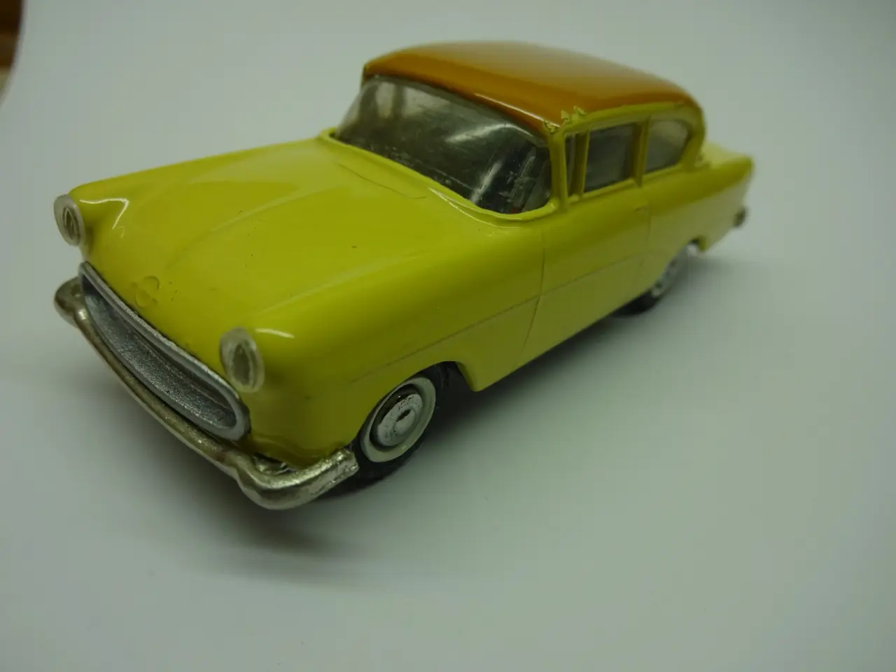 Billede 1 - Opel Record ( Tekno )