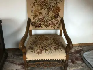 kongestol med broderi