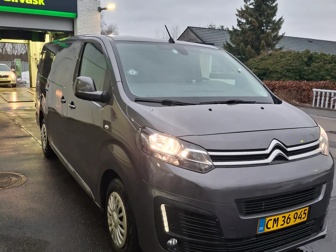 Billede 2 - Rigtig fin Jumpy med lav km