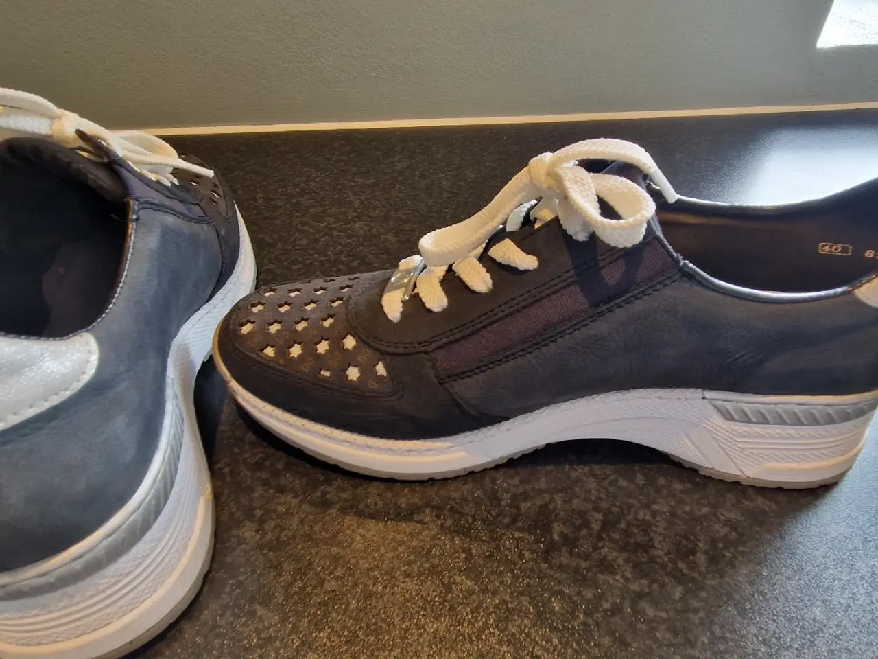 Billede 4 - Rieker sneakers str 40