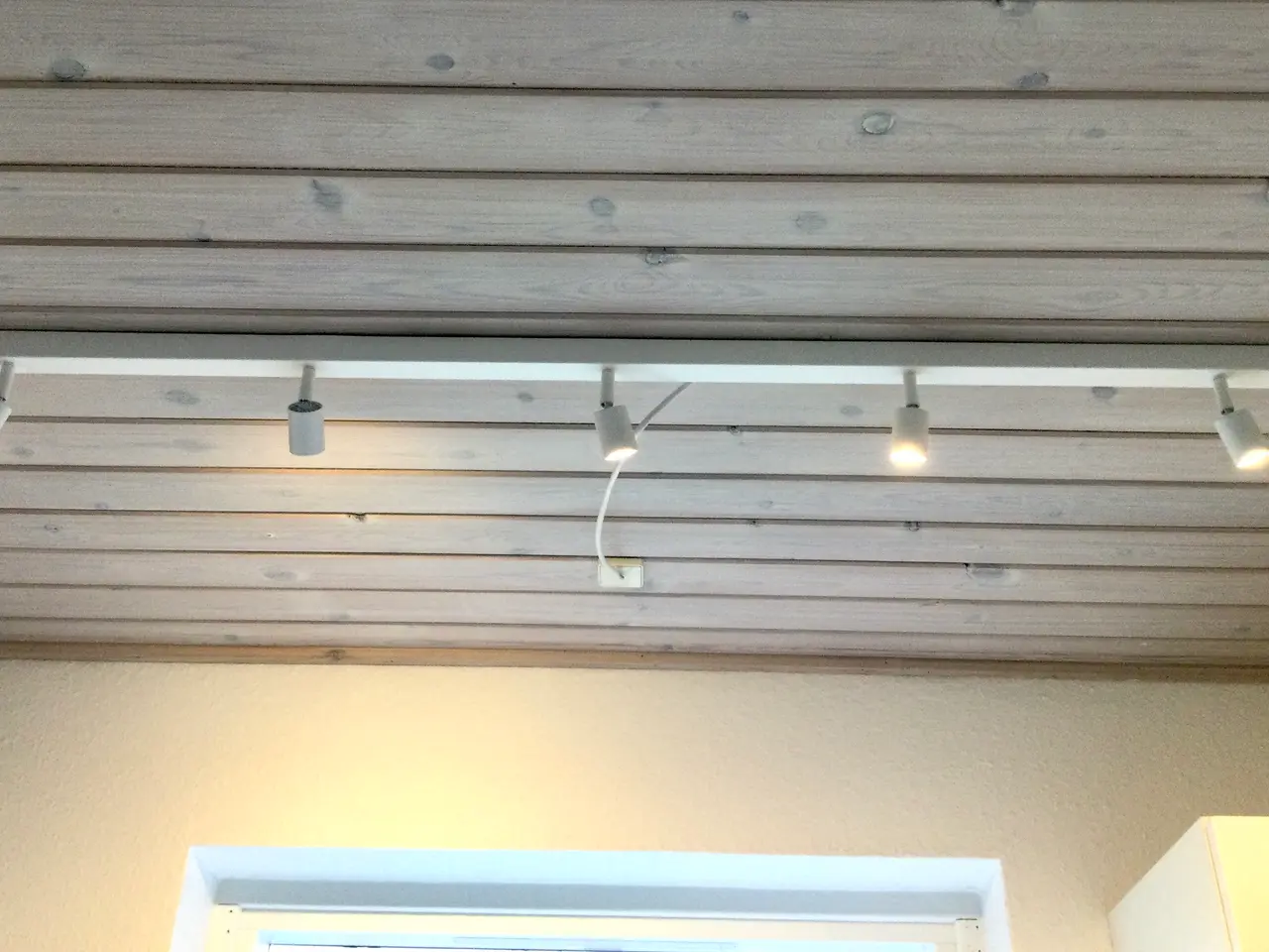 Billede 1 - BÄVE LED-loftskinne fra IKEA