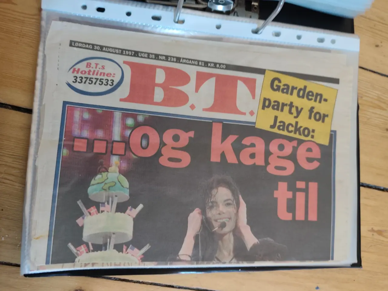 Billede 16 - Aviser mm. fra Michael Jackson besøgte KBH