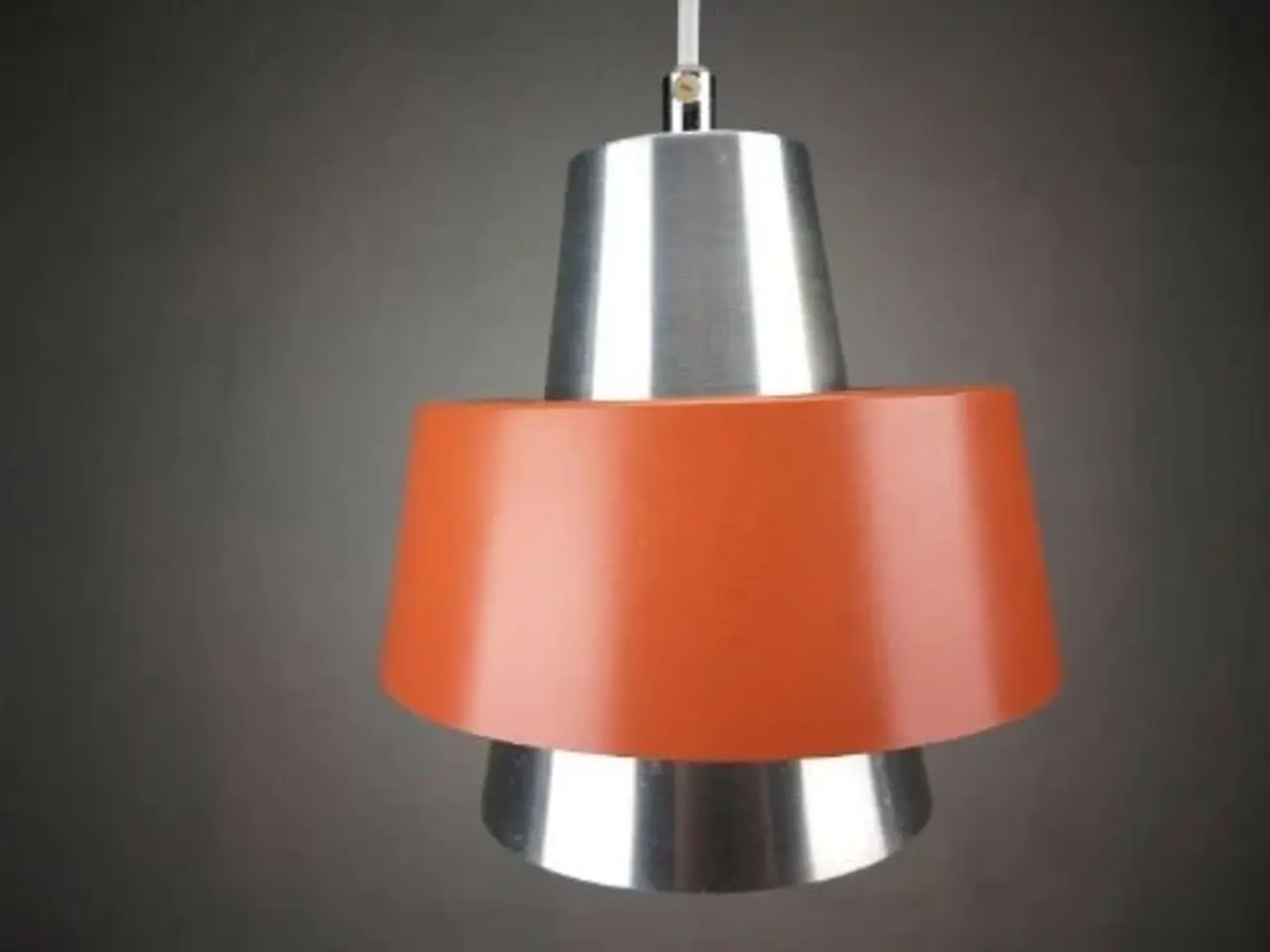 Billede 1 - Fin 60ér retro lampe i stål med larkeret skærm.