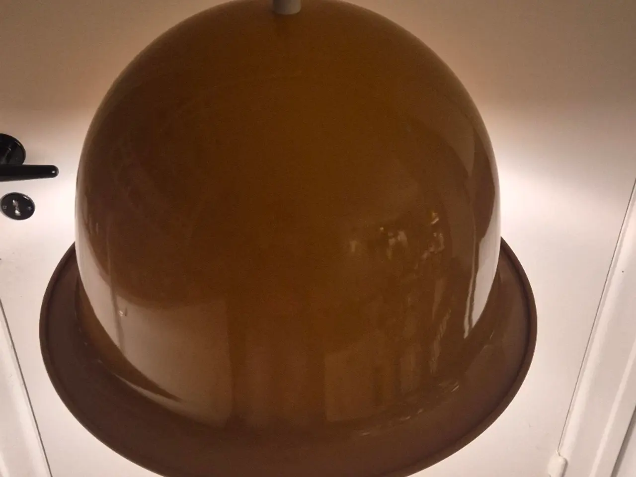 Billede 4 - Finurlig solgul retrolampe i svensk design