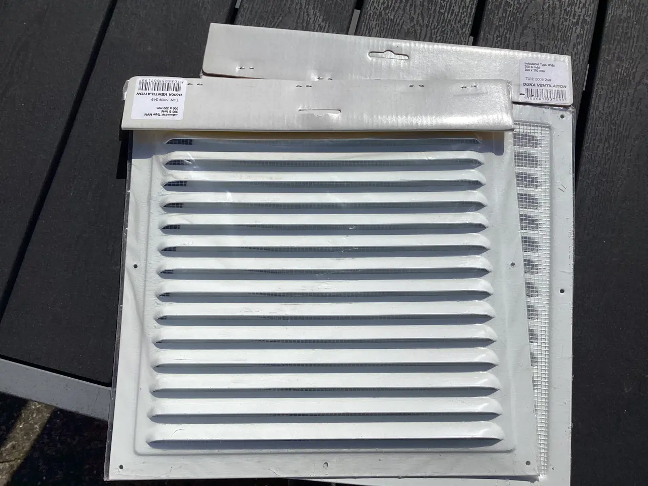 Billede 1 - Ventilations rist 300x300mm