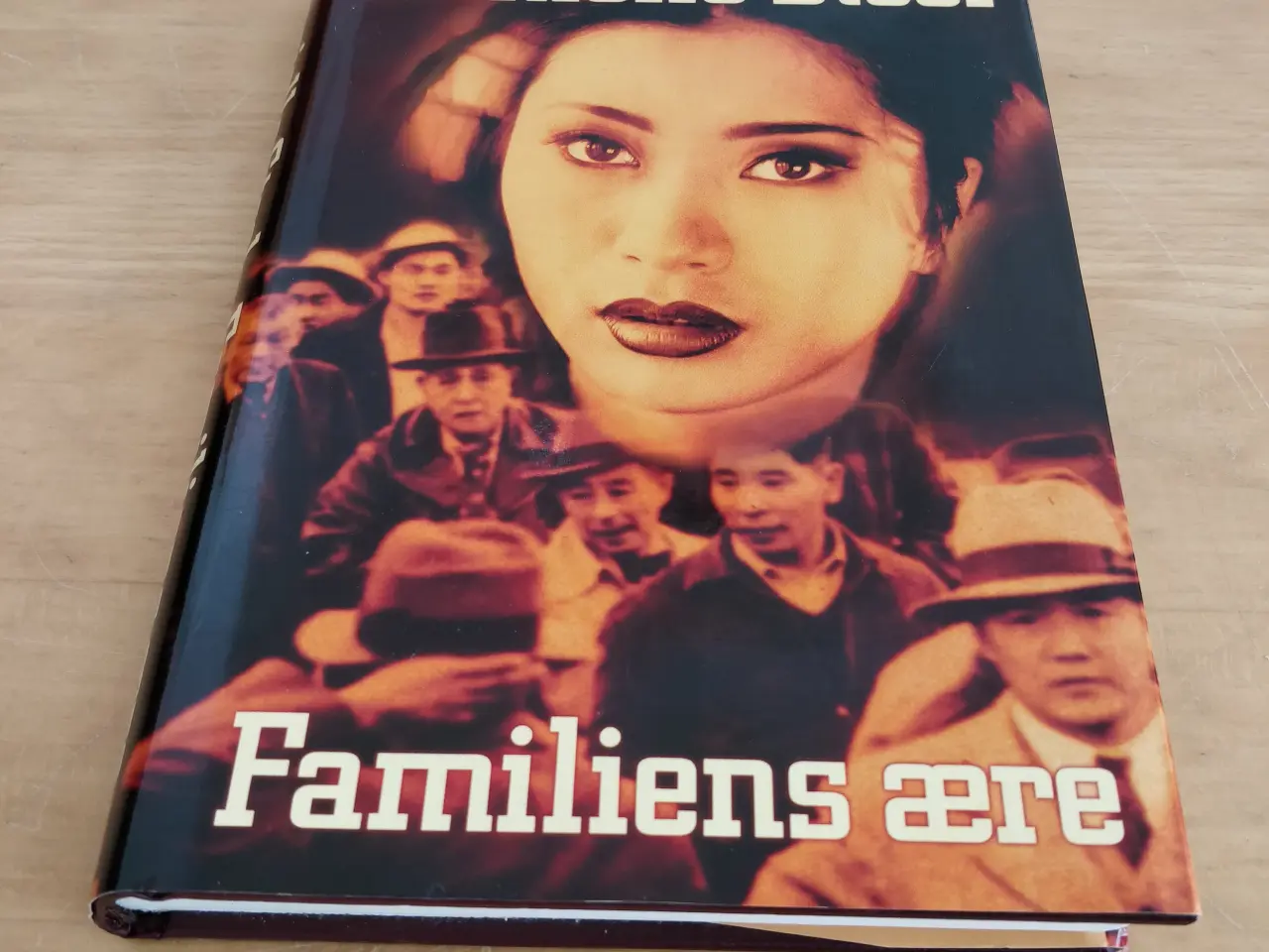 Billede 2 - Familiens ære, Danielle Steel