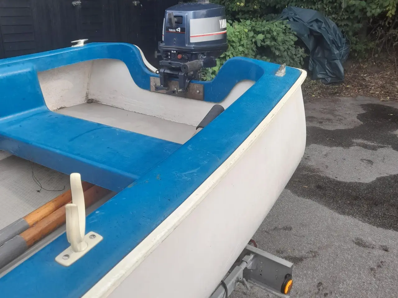 Billede 4 - Båd med motor og trailer