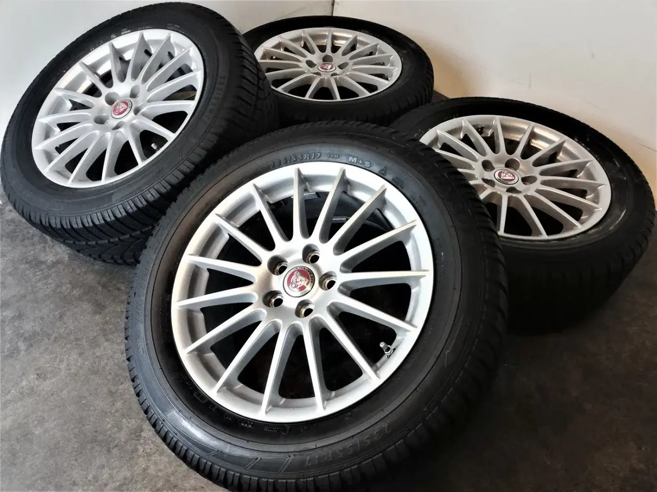 Billede 2 - 5x108 17" ET49 Jaguar Libra vintersæt ink. TPMS
