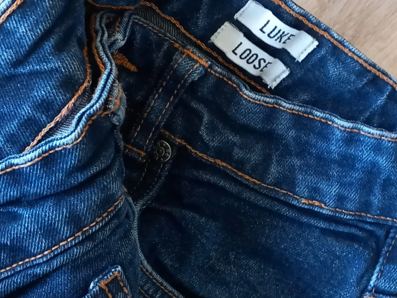 Billede 4 - 2 par jeans str 152