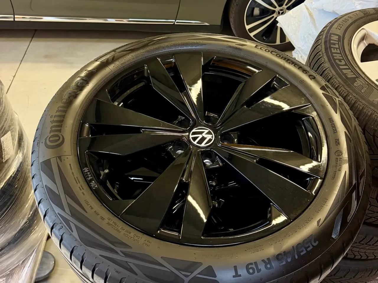 Billede 6 - Originale VW ID.7 Loen 19" alufælge m. Continental