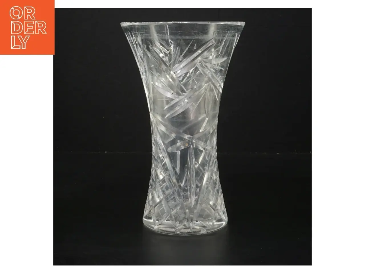 Billede 1 - Glasvase med mønster (str. Ø 12,5 cm højde 20,5 cm)