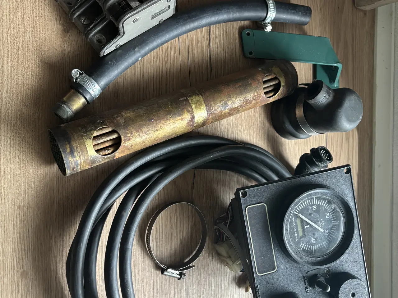 Billede 1 - Motordele til Volvo Penta MD2020 samt spilaflaster