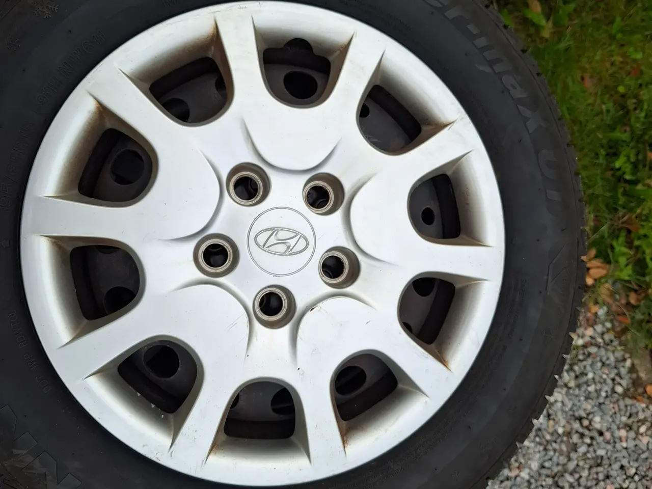 Billede 3 - Vinterdæk med fælge til f.eks Hyundai i30
