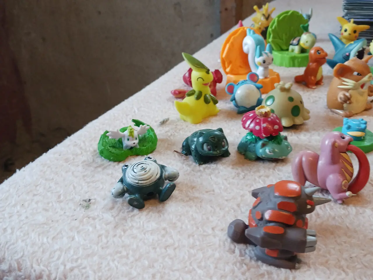 Billede 6 - Pokemon figur, plakat og kort (ca. 16)
