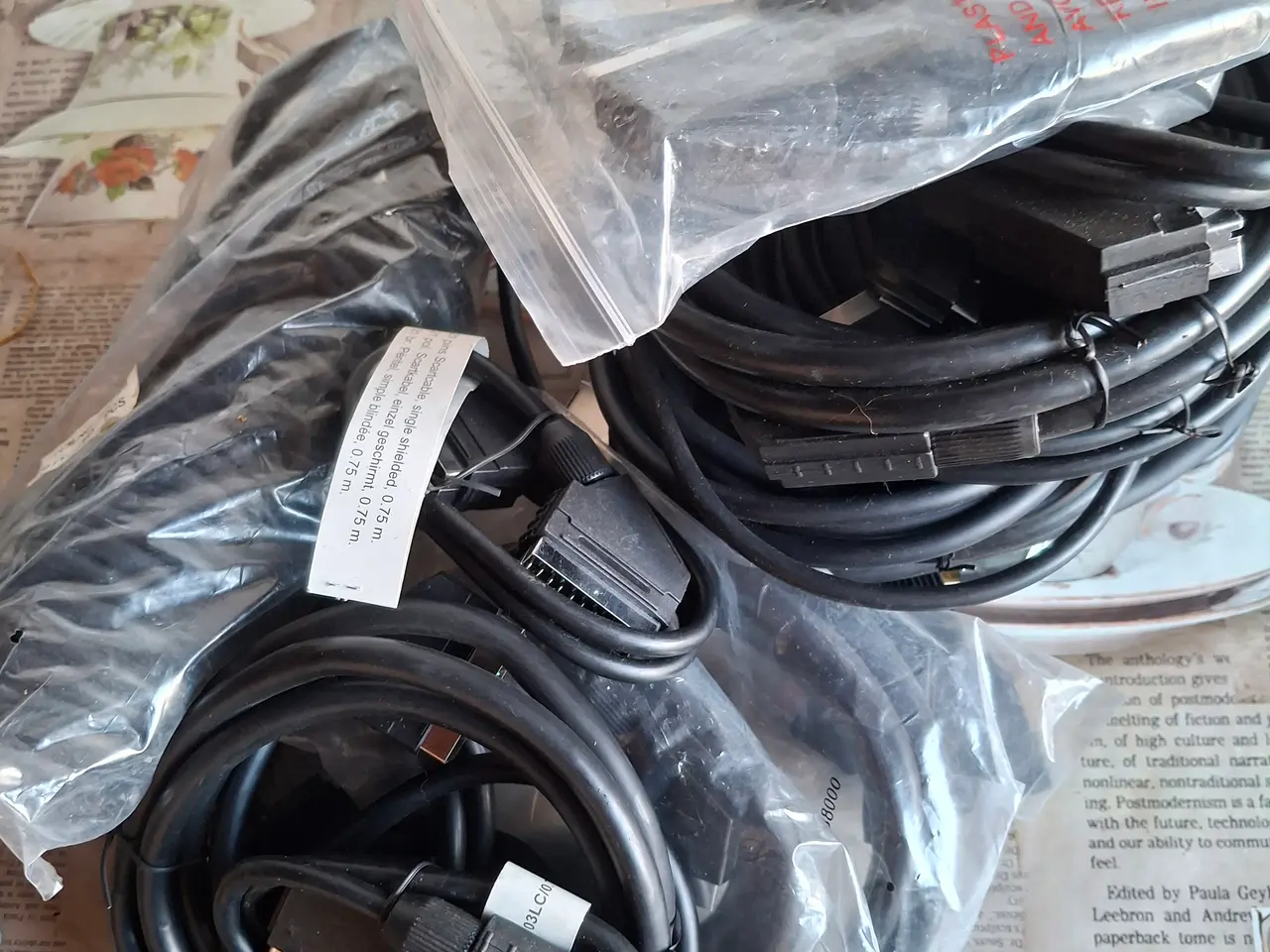 Billede 3 - Scart Kabler + Scart-Adapter IN/OUT + Scart Switch