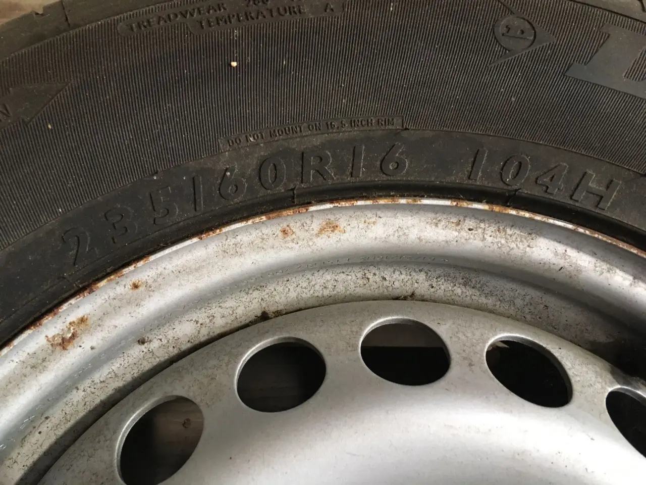 Billede 3 - 5*120 - vw 235 60 16 dæk