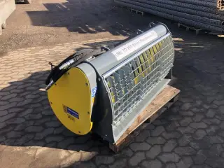 - - - UML TD Betonblandeskovl 150-1.100 liter