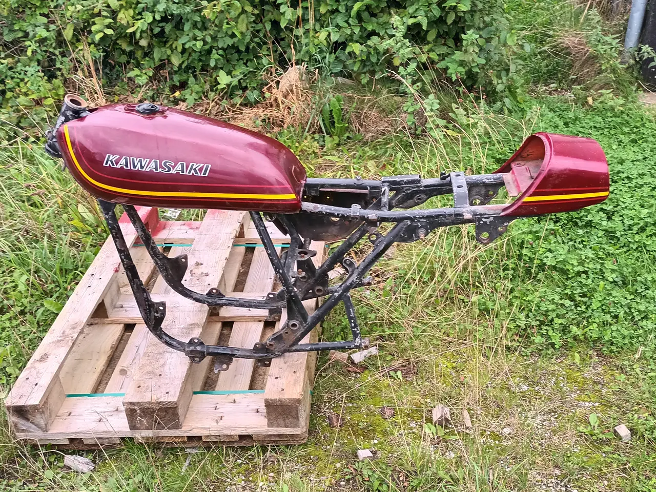 Billede 1 - Kawasaki H1 500 Dele
