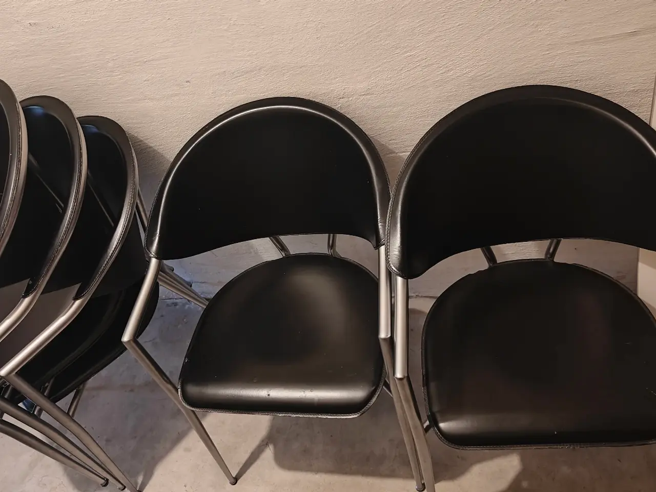 Billede 1 - 5 spisebordsstole med armlæn (+1 medfølger gratis)