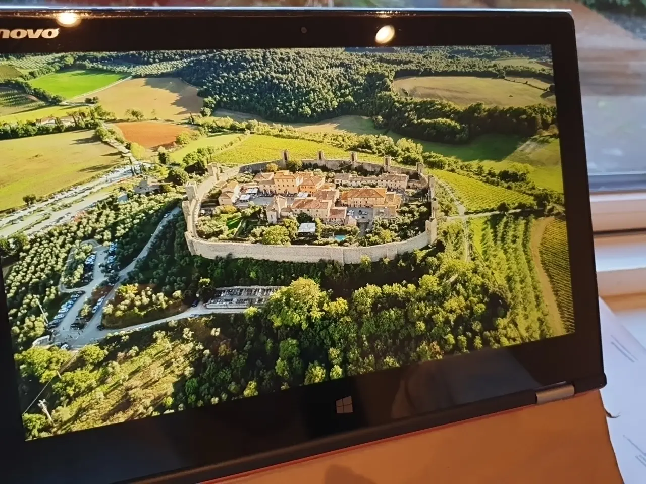 Billede 4 - Lenovo Yoga 2 13" med touchskærm.