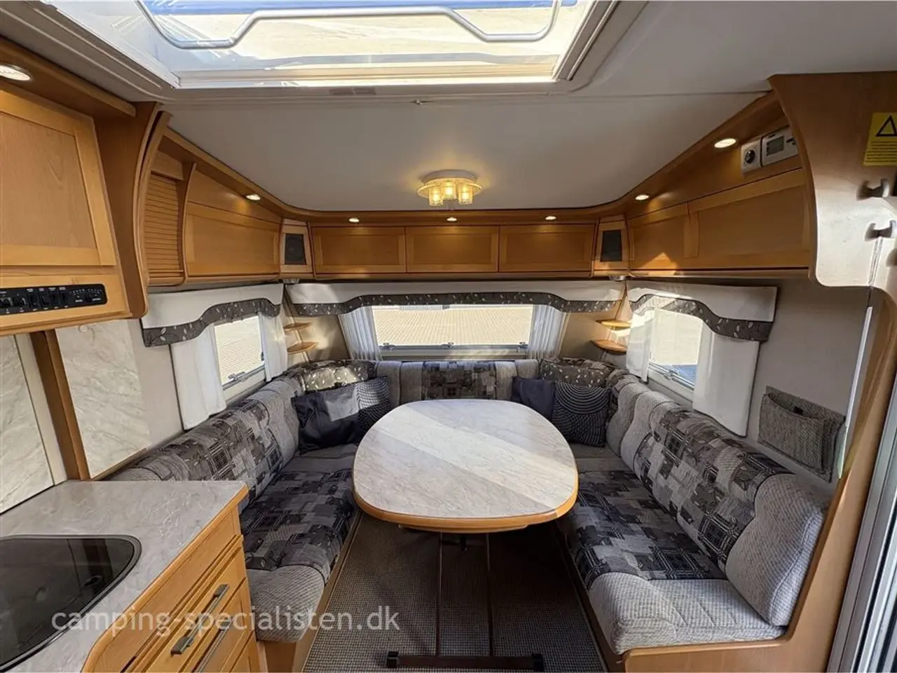Billede 4 - 2007 - Kabe Safir TDL KS Kabe Safir TDL KS 2007 - Se den nu hos Camping-Specialisten.dk
