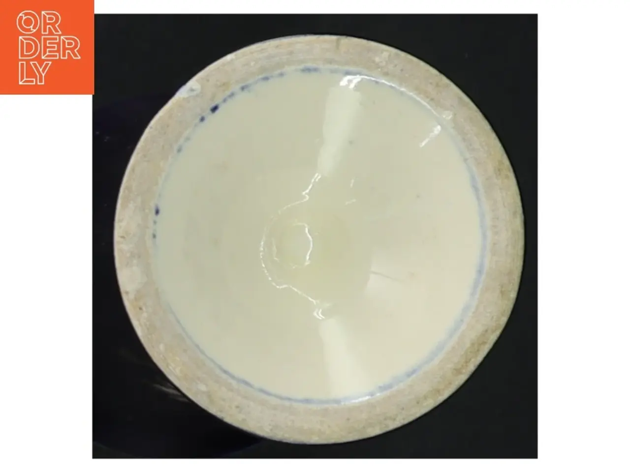 Billede 3 - Porcelænsvase med guldmotiv (str. 18 cm)