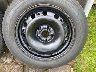 Skoda Fabia/VW polo, Seat, Audi, 15" Helårsdæk