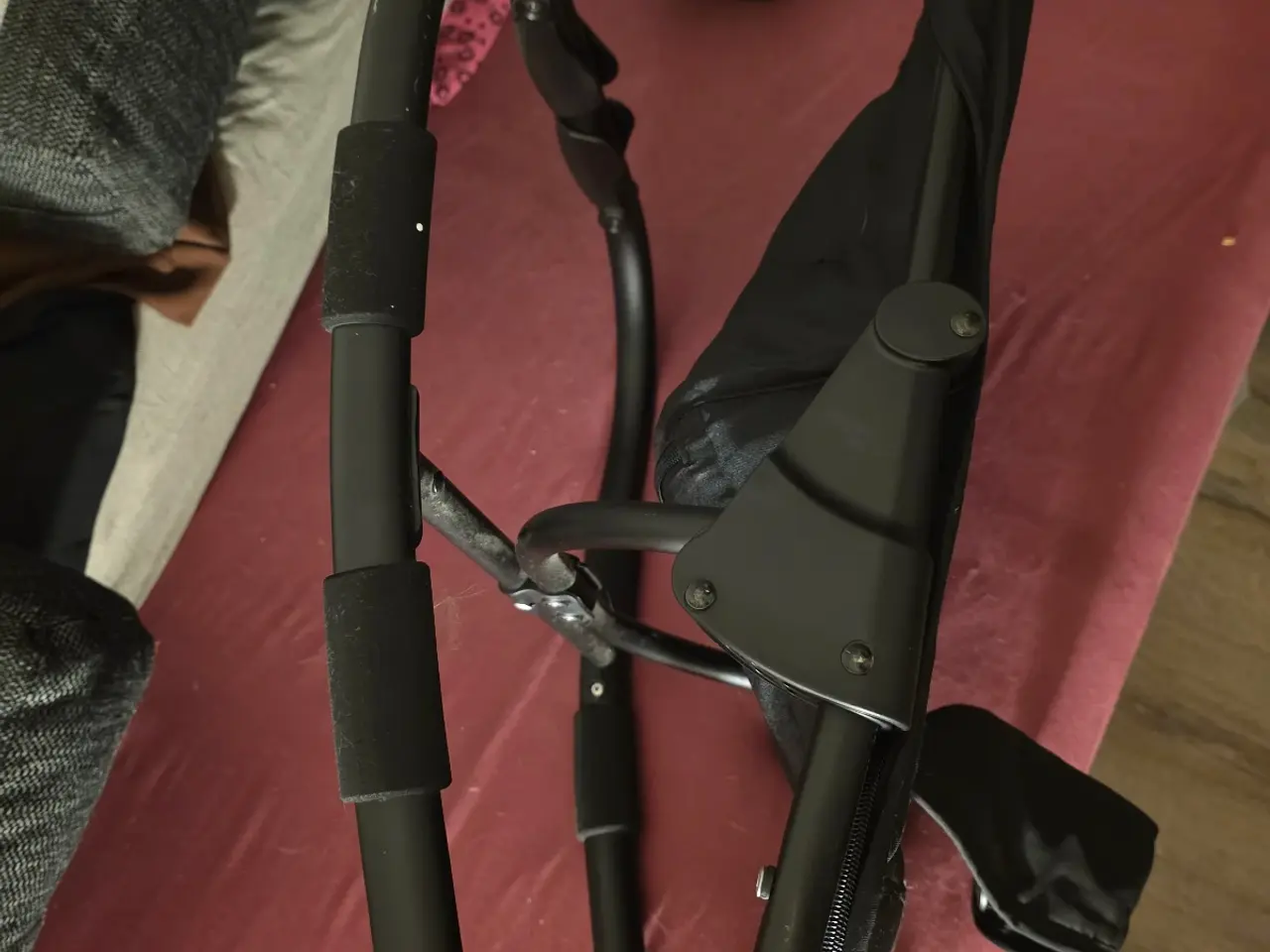 Billede 2 - Sort skrå stol