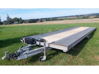Leje af 3500kg Fitzel Autotrailer