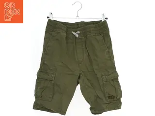 Shorts fra H&M (str. 146)